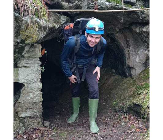 Understanding Roost Fidelity in Cave-Dwelling Bats: Insights from PIT-Tag Monitoring of <em>Rhinolophus euryale</em> Understanding Roost Fidelity in Cave-Dwelling Bats: Insights from PIT-Tag Monitoring of <em>Rhinolophus euryale</em>
